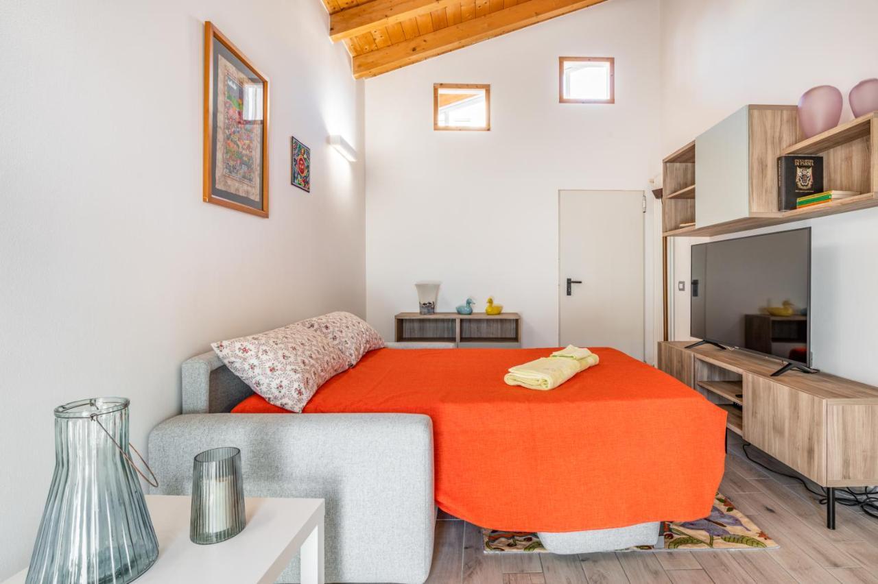 Casenuove Viletta Indipendente A 10 Min Da Parma Case Nuove  Exterior photo