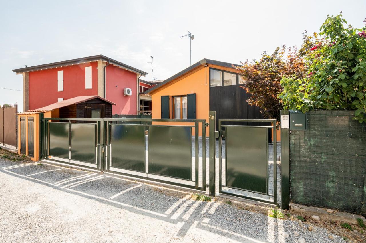 Casenuove Viletta Indipendente A 10 Min Da Parma Case Nuove  Exterior photo